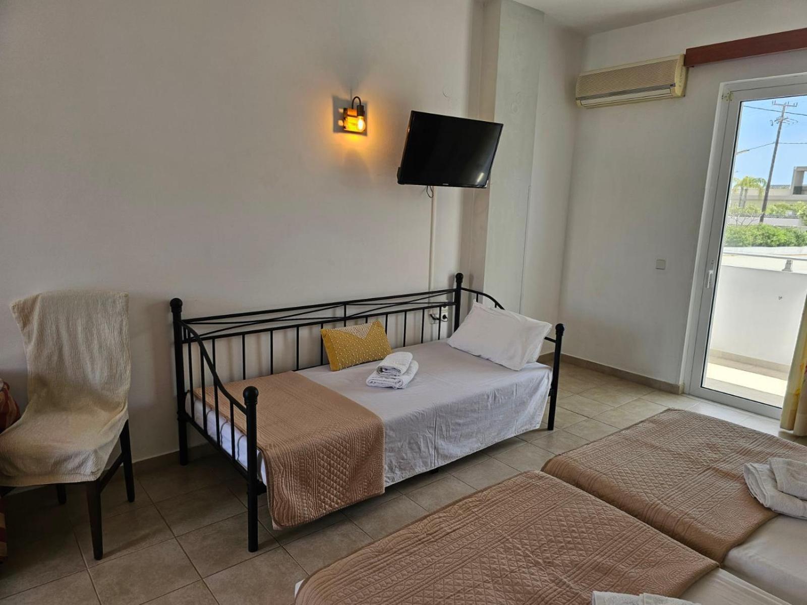 Apollonio Suites & Rooms Faliraki Rhodes エクステリア 写真
